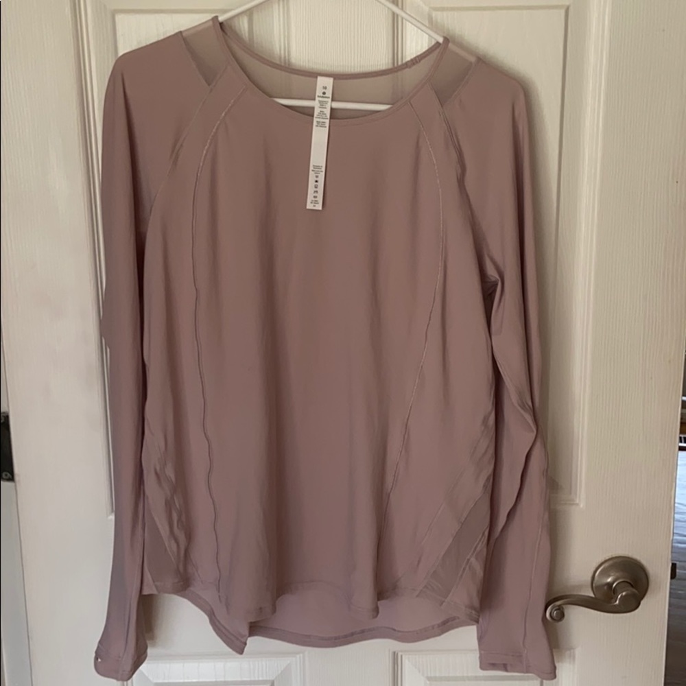 Lululemon long sleeved work out top